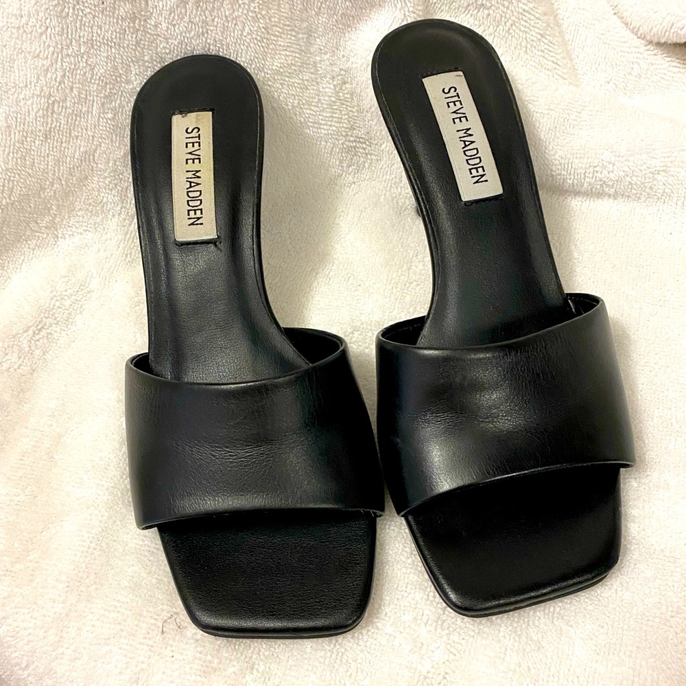 Black kitten heel